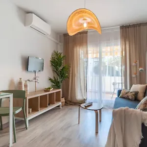 https://apartament-de-platja-en-poblat-tpic.topcostabravahotels.com
